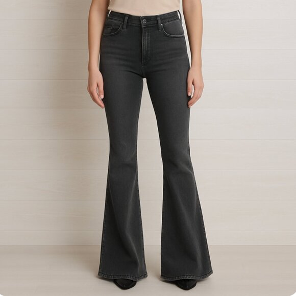 Levi’s 70s High Rise Flare Jeans Women’s Vintage Black Washed Wide Leg Denim - Picture 1 of 8